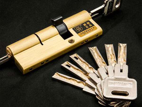 西盟24小时上门开锁公司