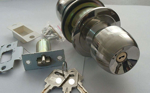 西盟24小时上门开锁公司